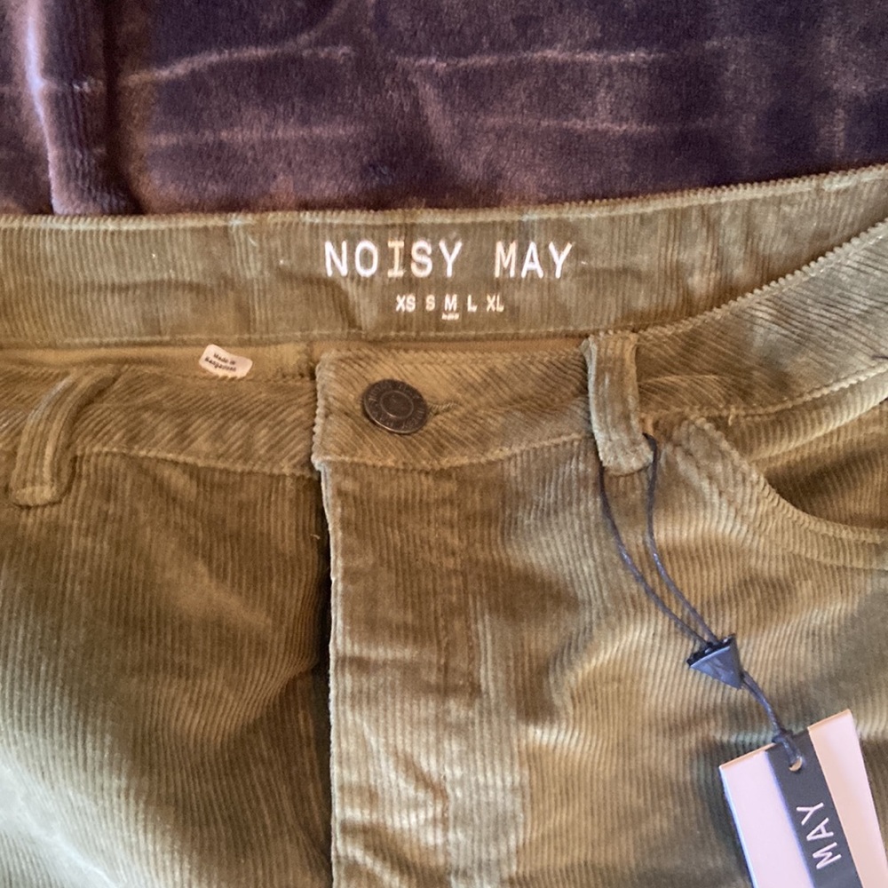 Mini Skirt - Picture 6 of 7